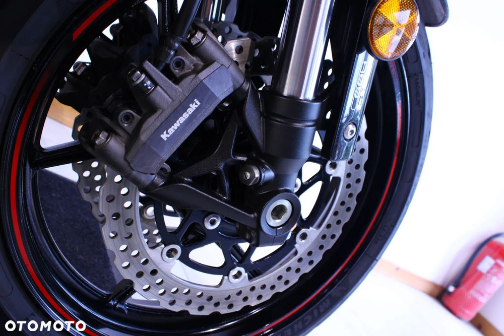 Kawasaki Z - 22