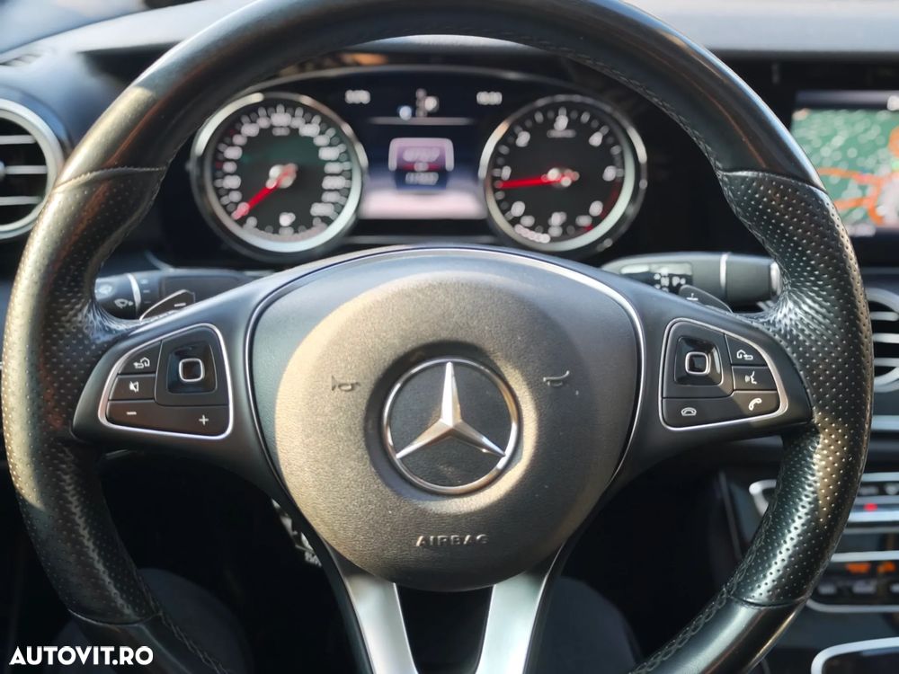 Mercedes-Benz E 220 d 4Matic 9G-TRONIC - 19