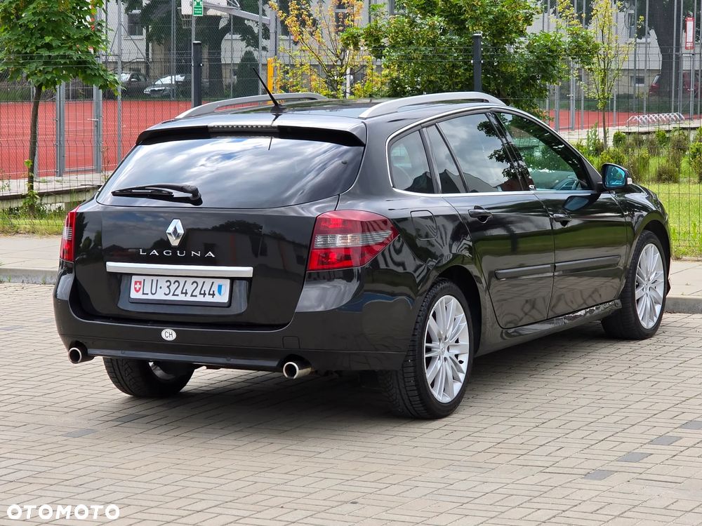 Renault Laguna dCi 180 FAP GT - 7