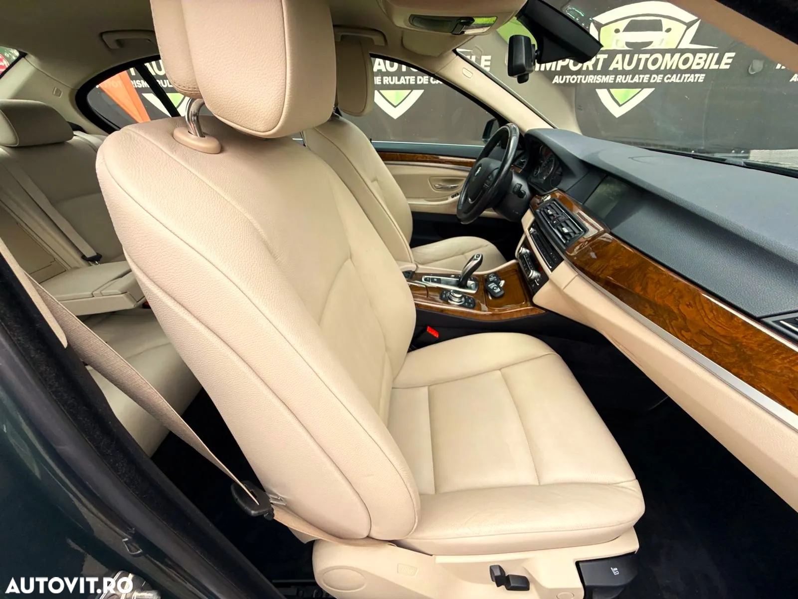 BMW Seria 5 520d - 23