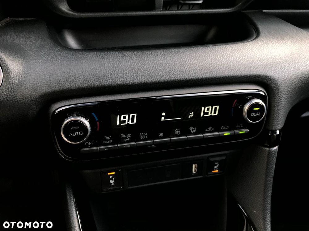 Toyota Yaris 1.5 Selection Style - 20