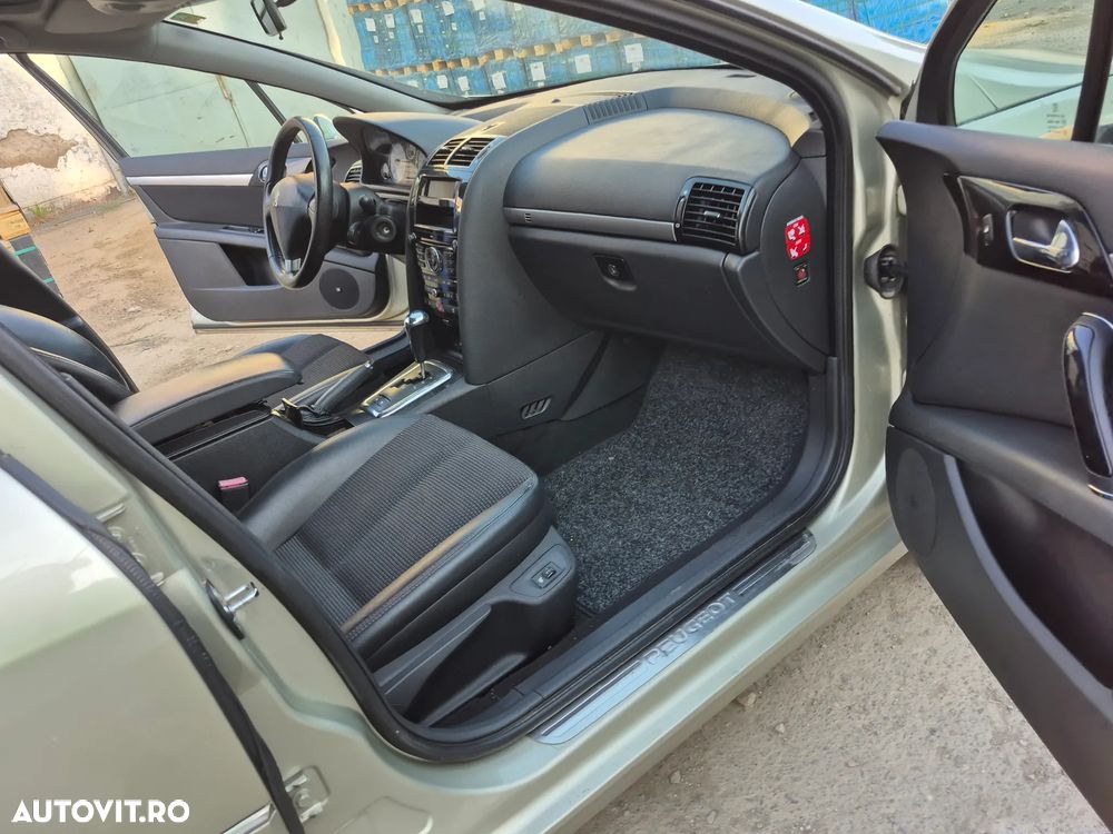 Peugeot 407 HDi 135 Automatik Business Line - 27