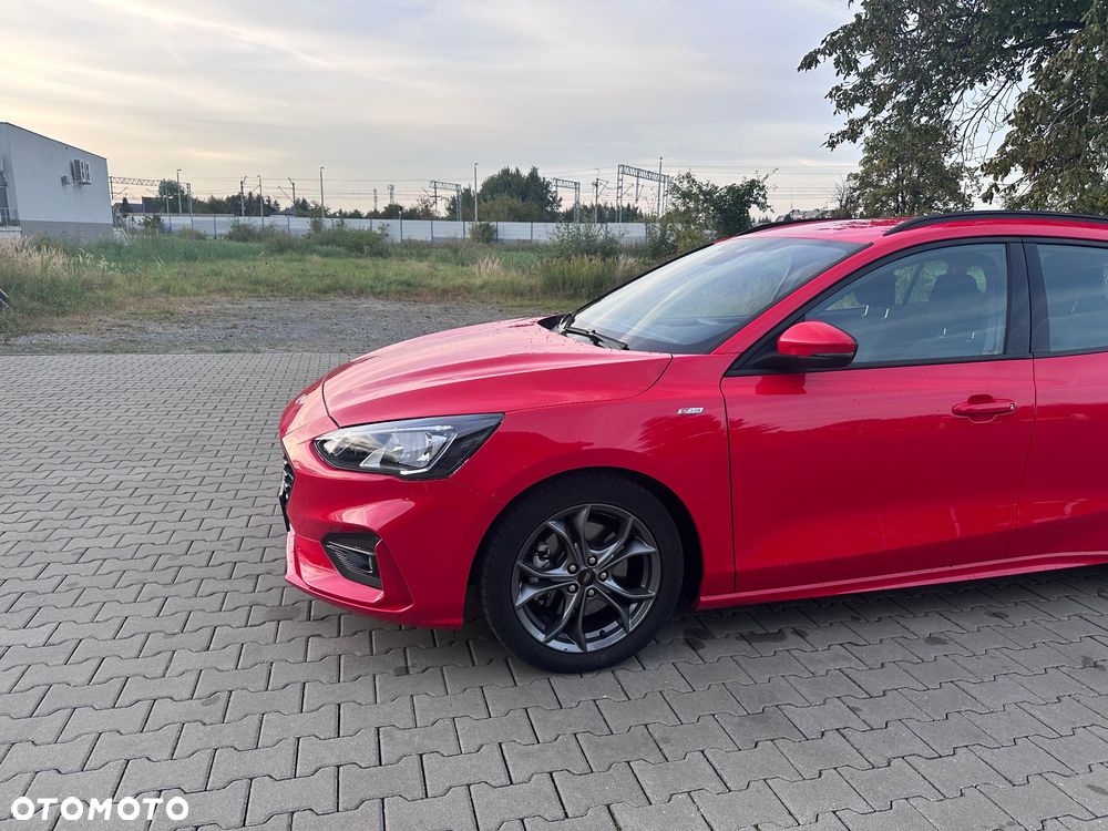 Ford Focus 1.5 EcoBoost ST-Line - 10