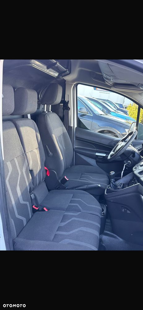 Ford Transit Connect - 11
