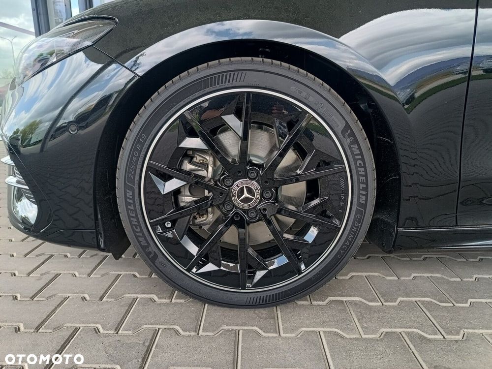 Mercedes-Benz CLA - 24