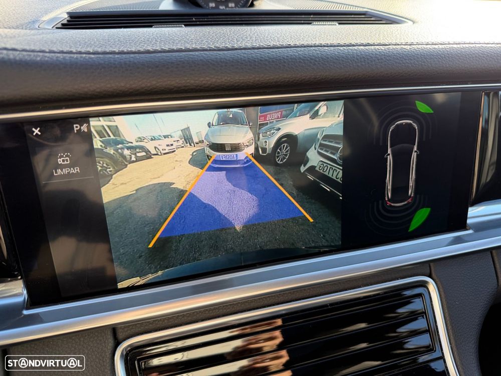 Porsche Panamera 4 E-Hybrid Executive - 14