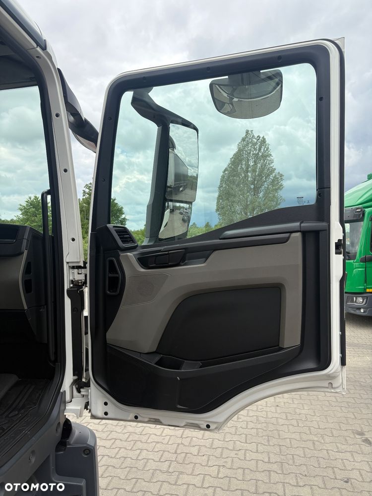 MAN TGM 15.250 / IZOTERMA + WINDA / NOWY MODEL / 2021r / ŁADOWNOŚĆ 8300kg / KONTENER / z Niemiec / ANTOS / TGL - 28