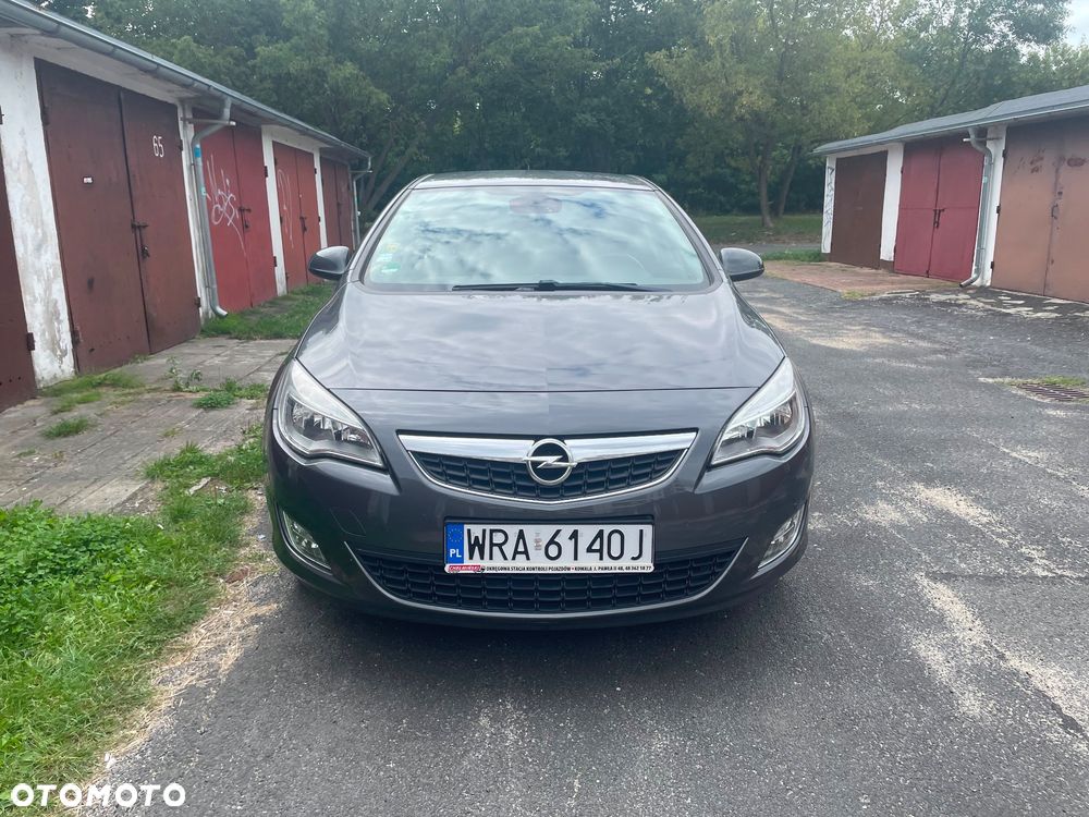 Opel Astra 1.4 150 Jahre - 5