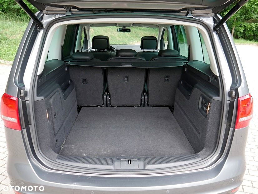 Volkswagen Sharan 2.0 TDI DSG Highline - 39