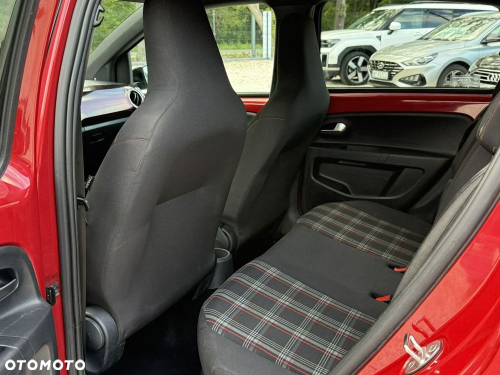 Volkswagen up! 1.0 TSI GTI - 15