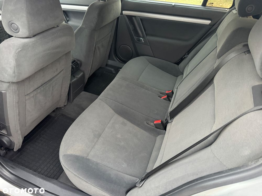 Opel Vectra 1.8 - 13