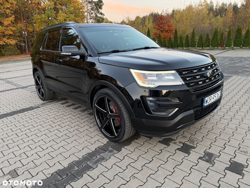 Ford Explorer - 3