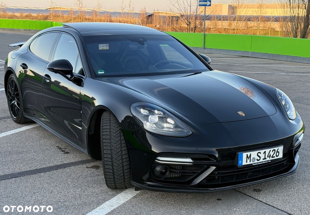 Porsche Panamera Turbo S - 9
