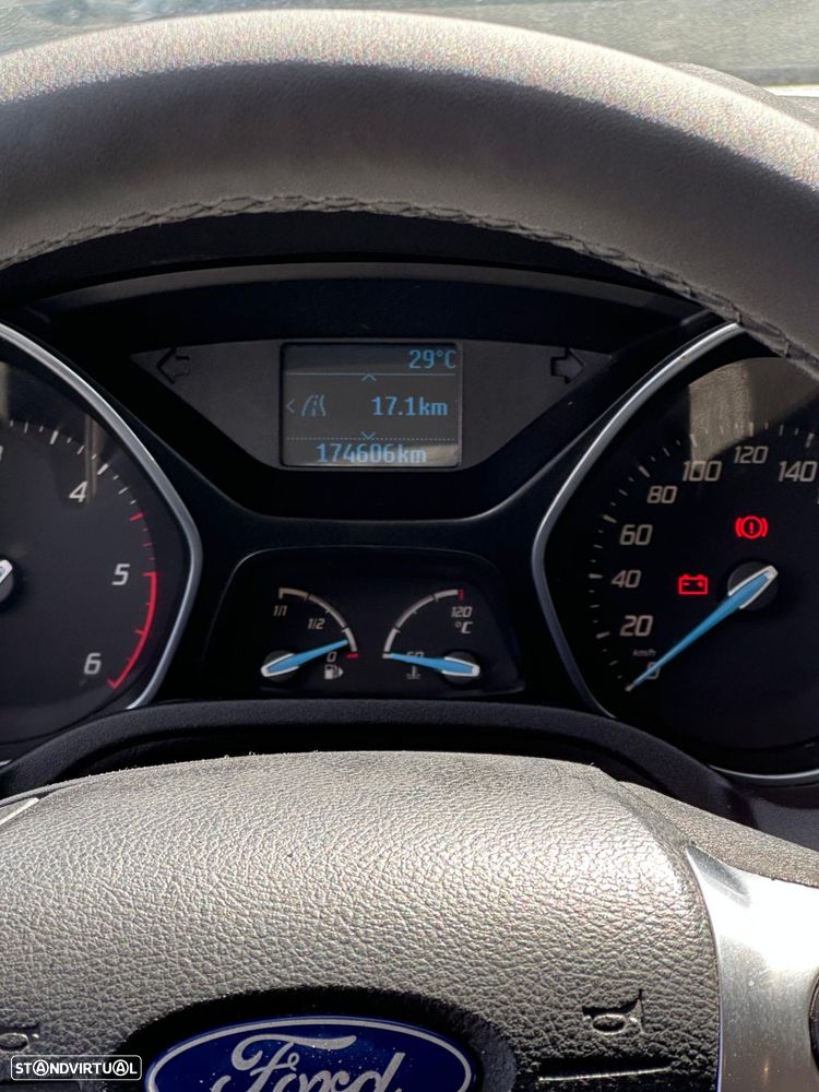 Ford Focus - 11