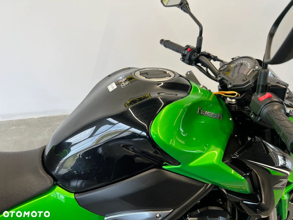 Kawasaki Z 900 - 20