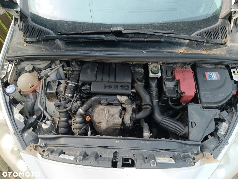 Peugeot 308 - 16