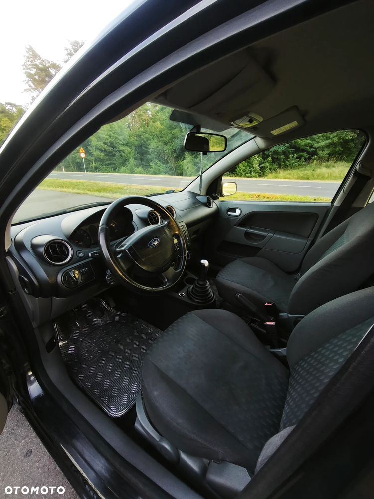 Ford Fiesta 1.25 - 17