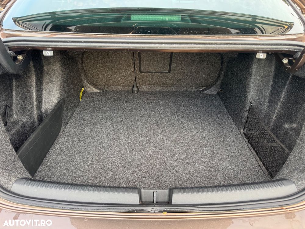 Volkswagen Jetta 1.4 TSI Highline - 7