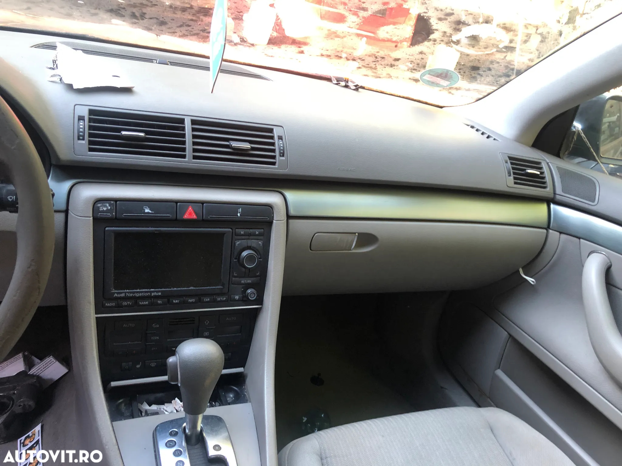 Dezmembrez Audi A4 B7 2.5 TDI V6 gri automat - 8