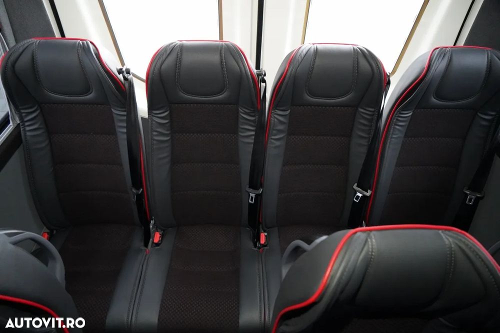 Iveco DAILY / 50C18 / AER CONDIȚIONAT / 66.000 km !!! / HI-MATIC / IMPORTAT - 34