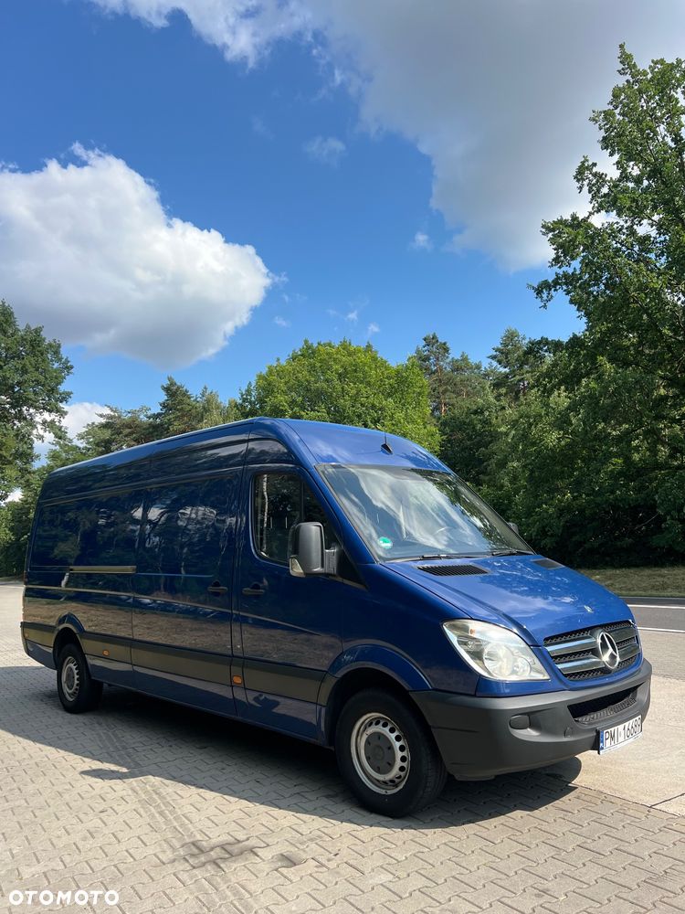 Mercedes-Benz Sprinter - 6