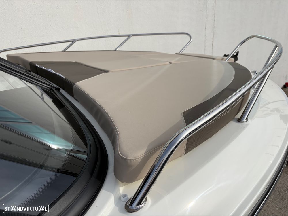 Bayliner C21 OB - 23