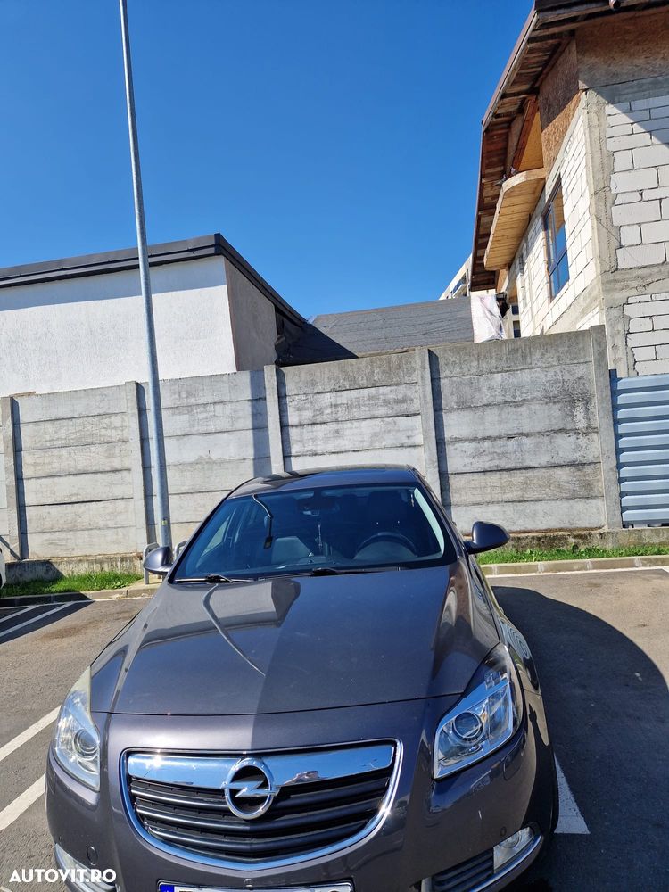 Opel Insignia - 8