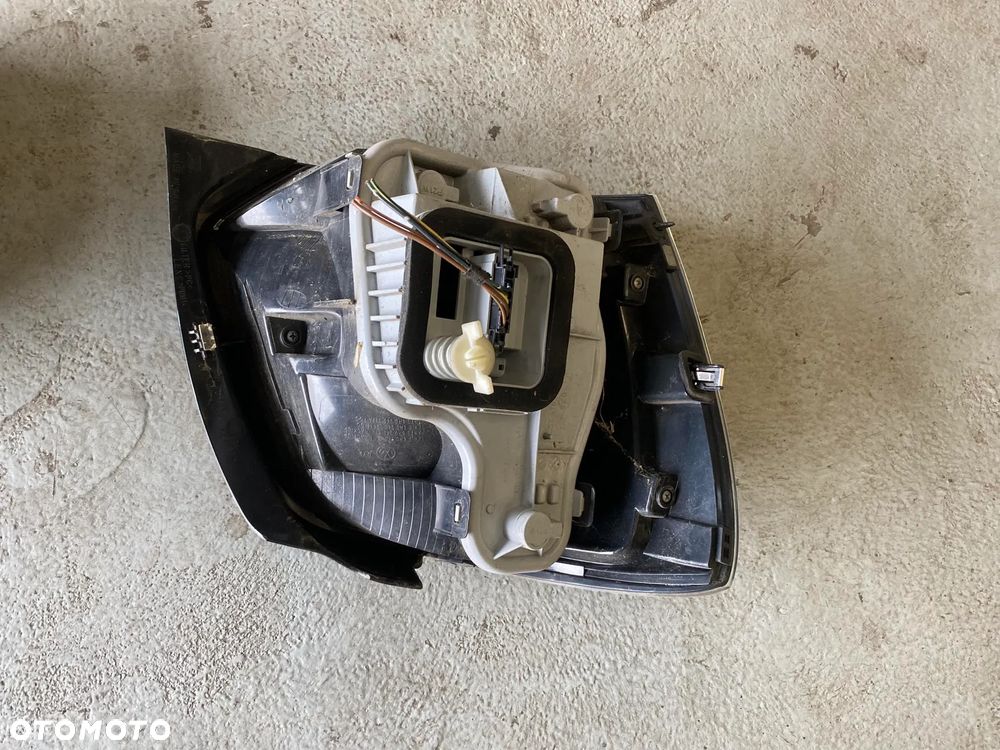 VW POLO 6R LAMPA LEWA PRAWA TYŁ TYLNA 6R0945257A - 8