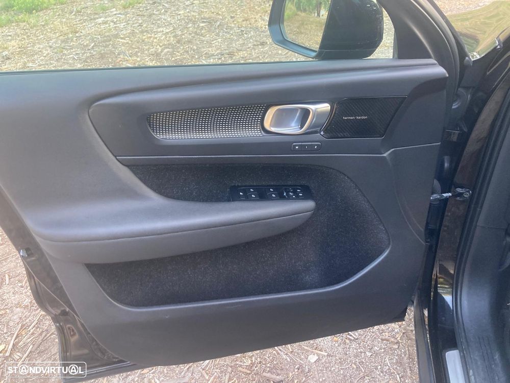 Volvo XC 40 1.5 T5 PHEV R-Design - 12