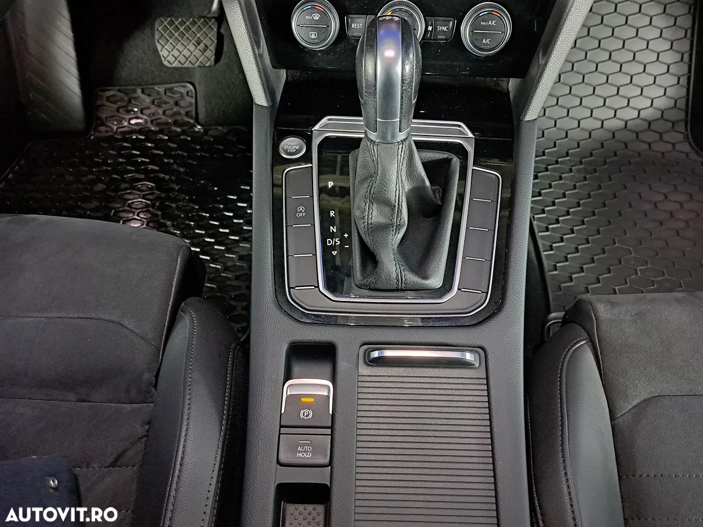 Volkswagen Passat - 18