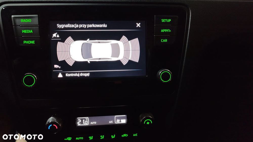 Skoda RAPID 1.0 TSI Style - 11