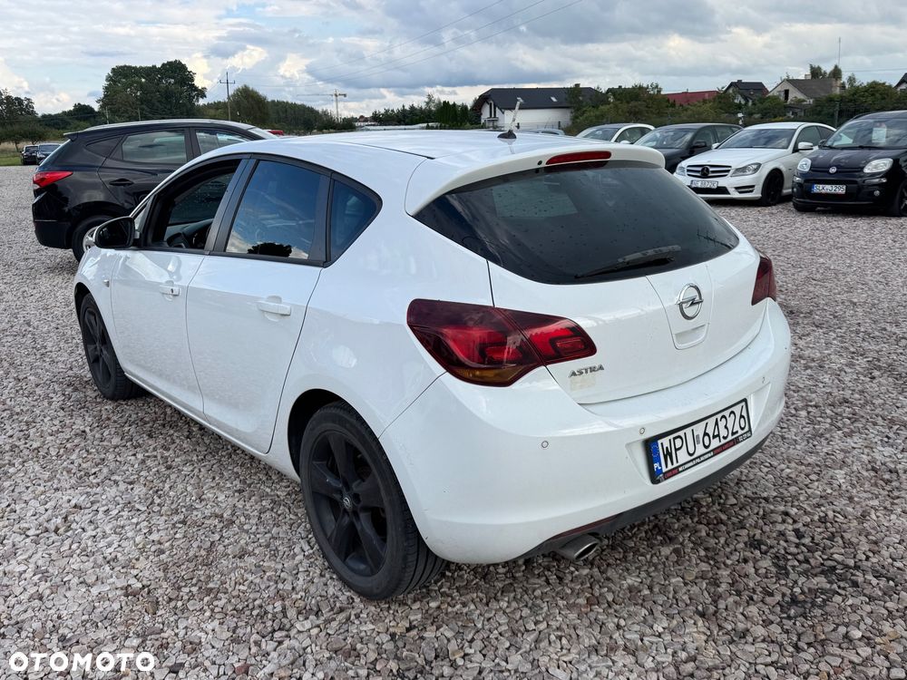 Opel Astra - 3