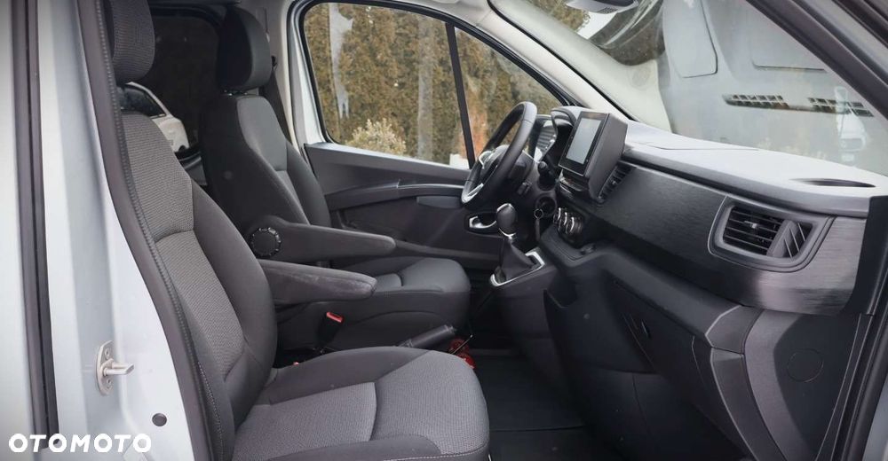 Renault Trafic - 18