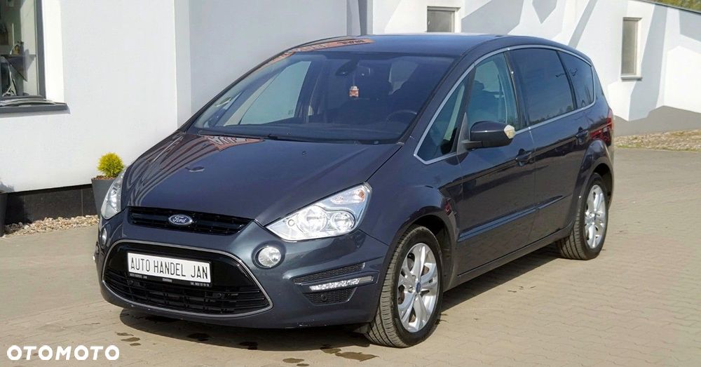Ford S-Max - 12