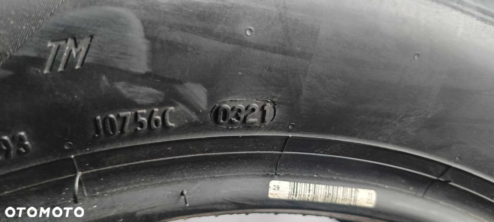 2X 215/55R17 94V Pirelli Cinturato P7 123B1 - 8