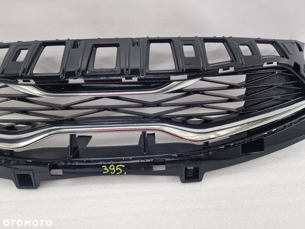 KIA CEED 3 III LIFT 21- ATRAPA / GRILL PRZEDNI PRZÓD W POŁYSKU , NR 86351-J7DB0 , NR AUKCJI GL395 - 5