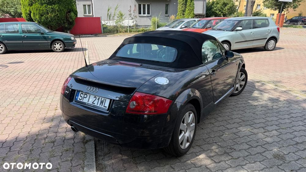 Audi TT Roadster - 4