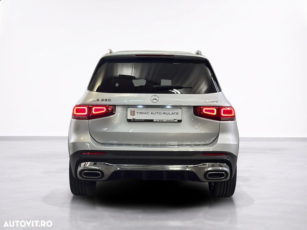 Mercedes-Benz GLB 250 4MATIC Aut. - 5