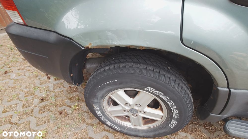 Ford Escape 2.3 XLS - 6