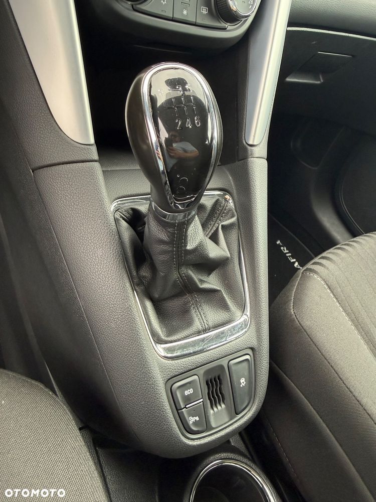 Opel Zafira Tourer 1.4 Turbo Innovation - 22