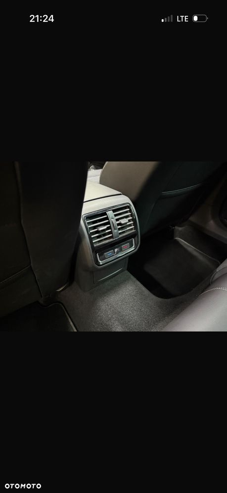 Volkswagen Passat 2.0 TDI SCR DSG 4Motion Elegance - 20