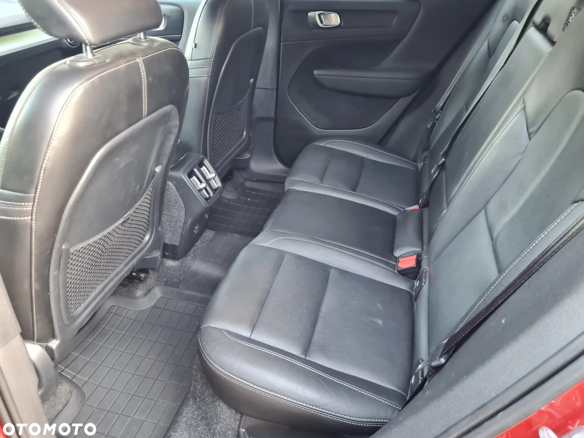 Volvo XC 40 T5 AWD Momentum - 18