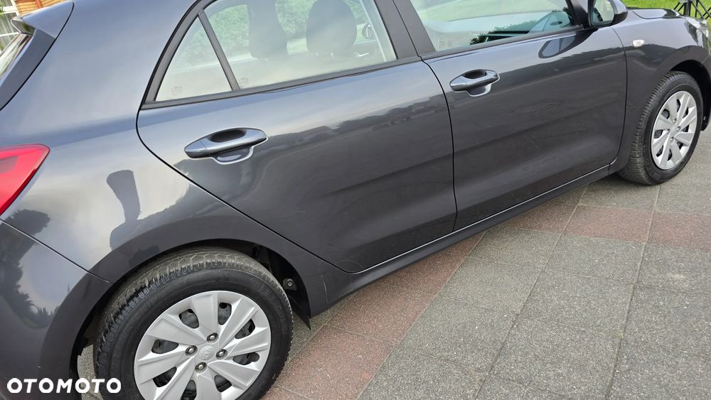 Kia Rio 1.2 Dream Team Edition - 15