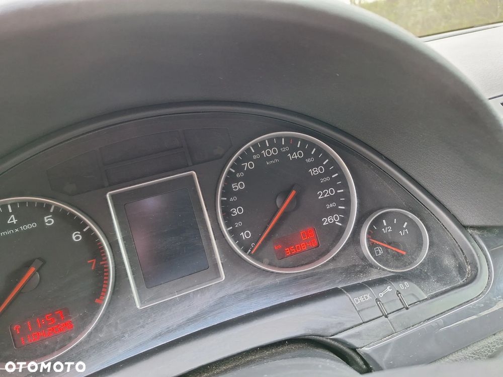 Audi A4 Avant 1.8 T - 24