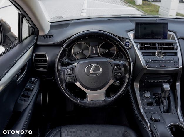 Lexus NX 300h Elegance AWD - 15