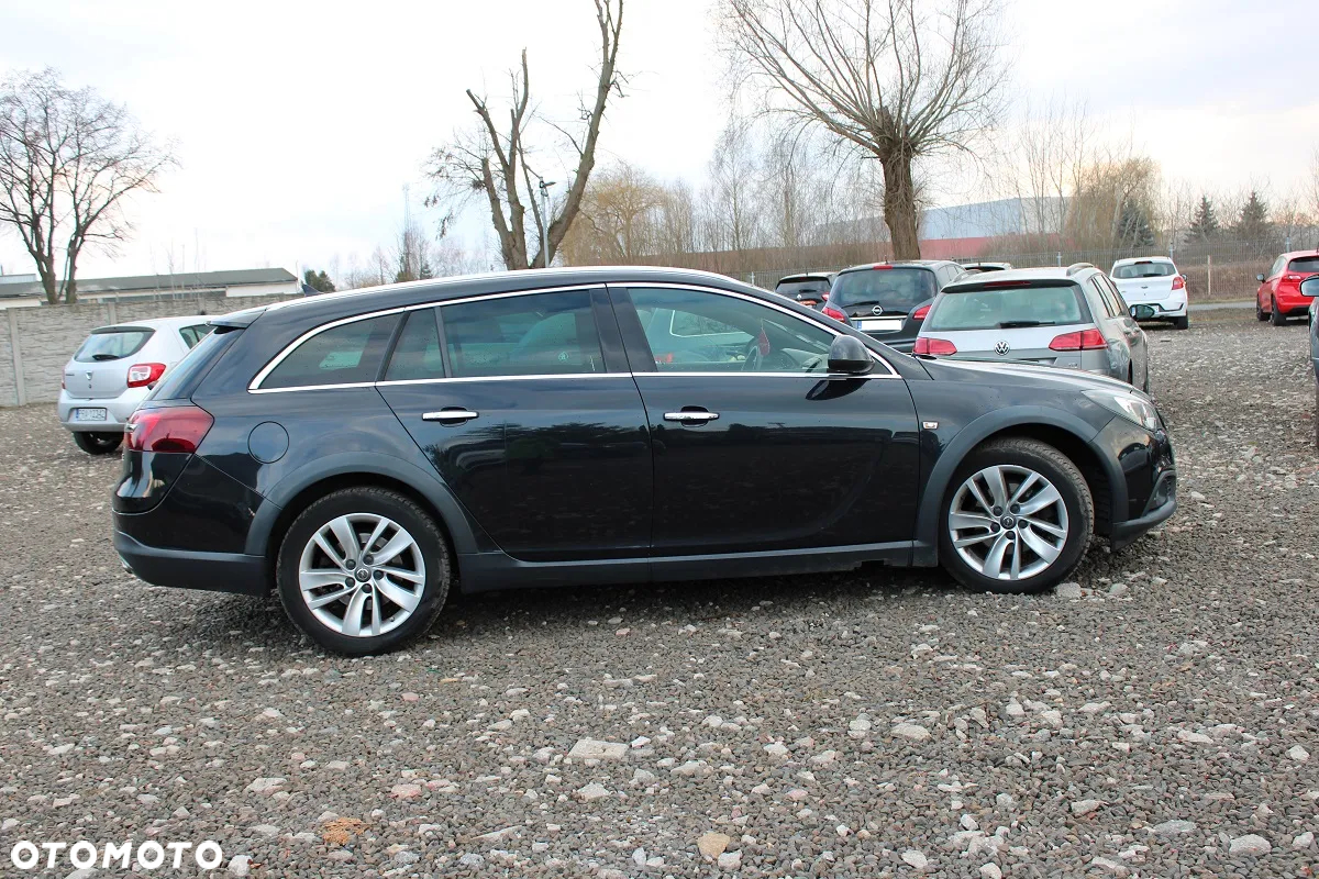 Opel Insignia 2.0 Bi Turbo CDTI 4x4 Country Tourer - 11
