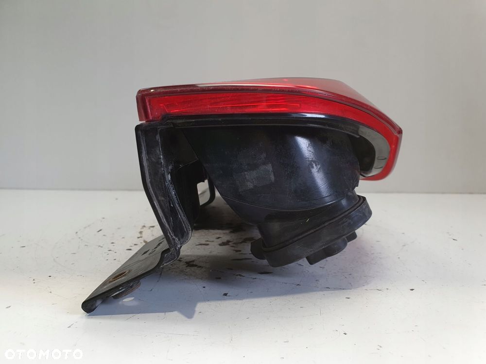 LAMPA PRAWA Fiat Doblo II Opel Combo D TYLNIA TYLNA prawy tył 00519248430 - 6