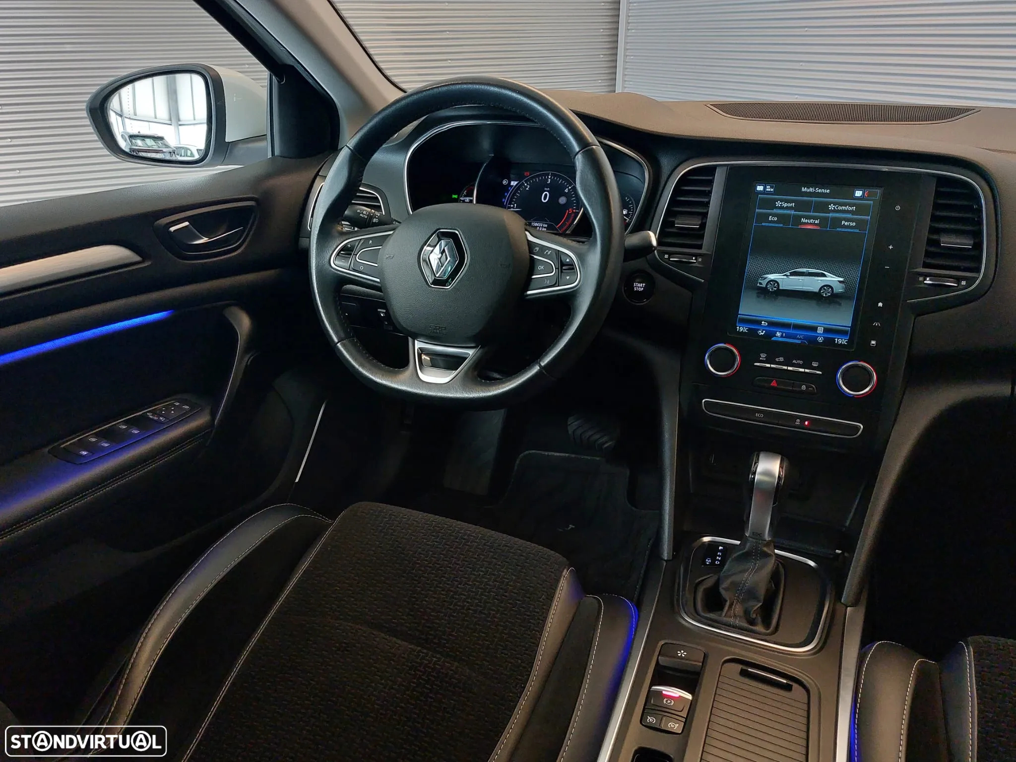 Renault Mégane Grand Coupe - 18