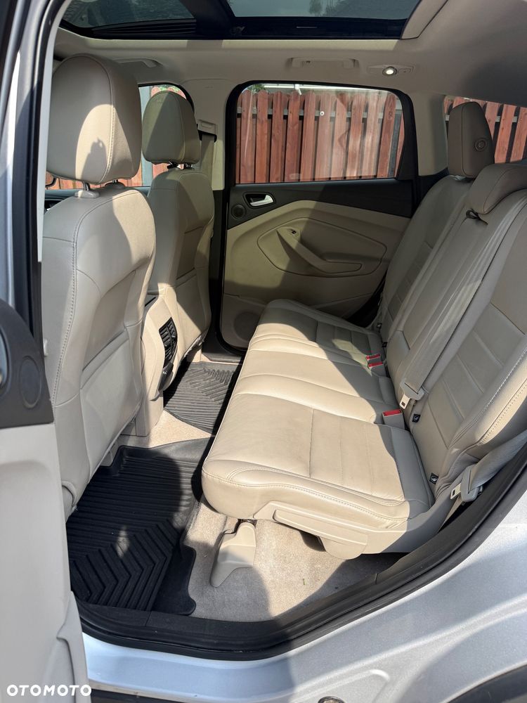 Ford Escape 2.0 EcoBoost AWD Titanium - 15