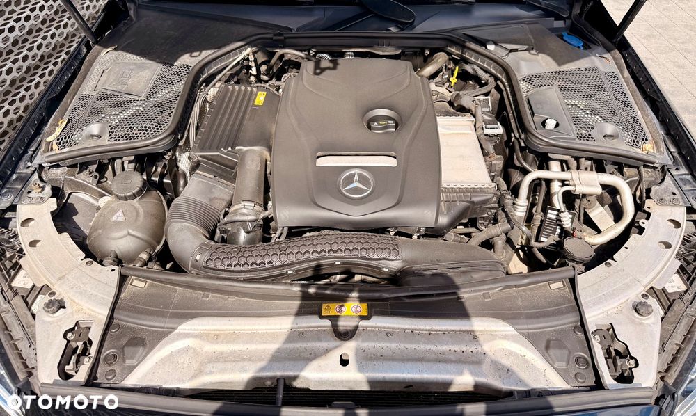 Mercedes-Benz Klasa C 200 4-Matic 9G-TRONIC - 26